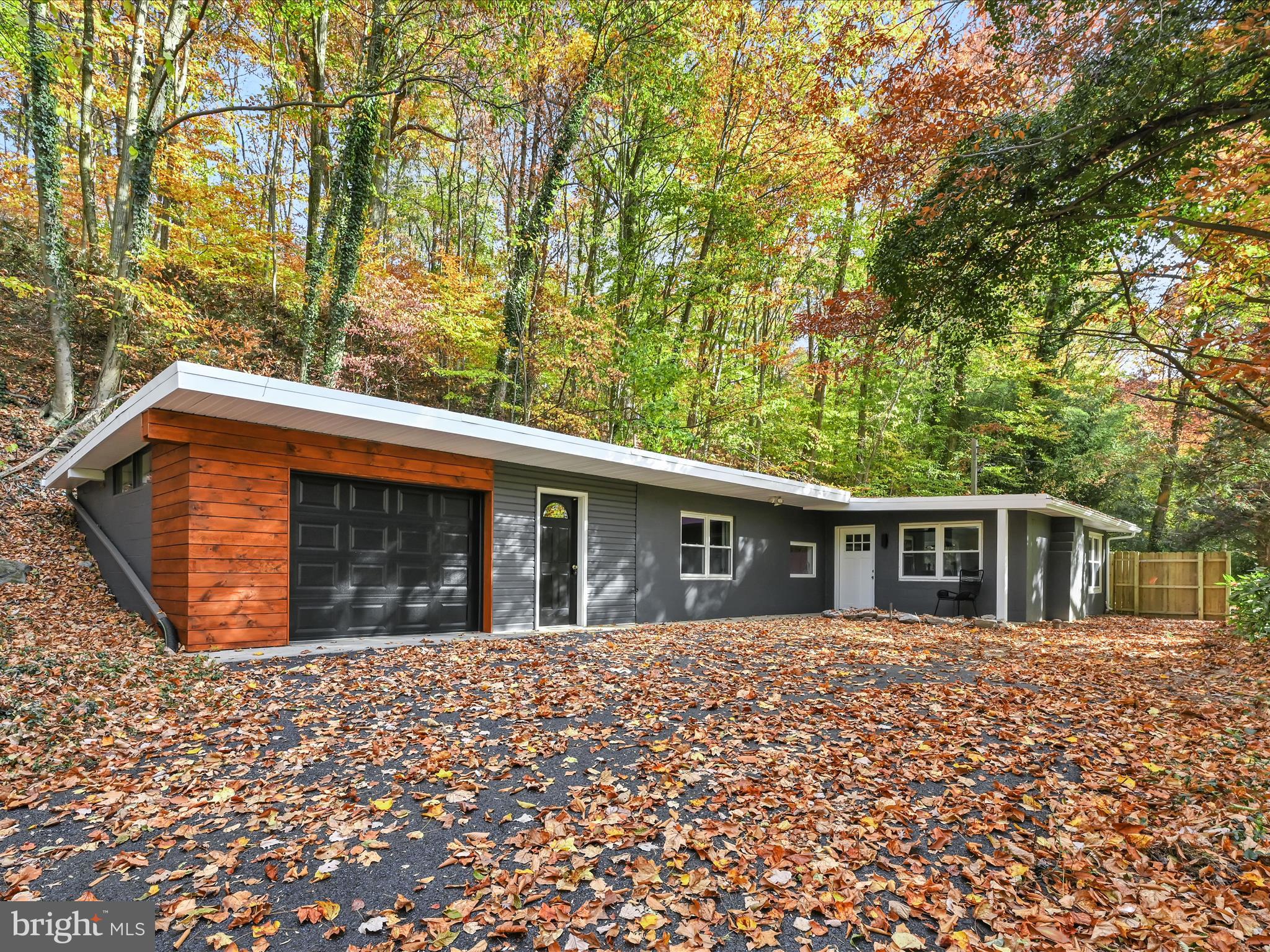 1551 Furnace Hills Pike