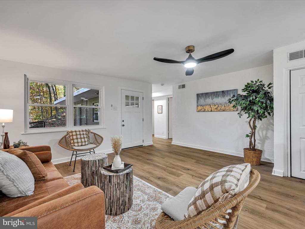 1551 Furnace Hills Pike