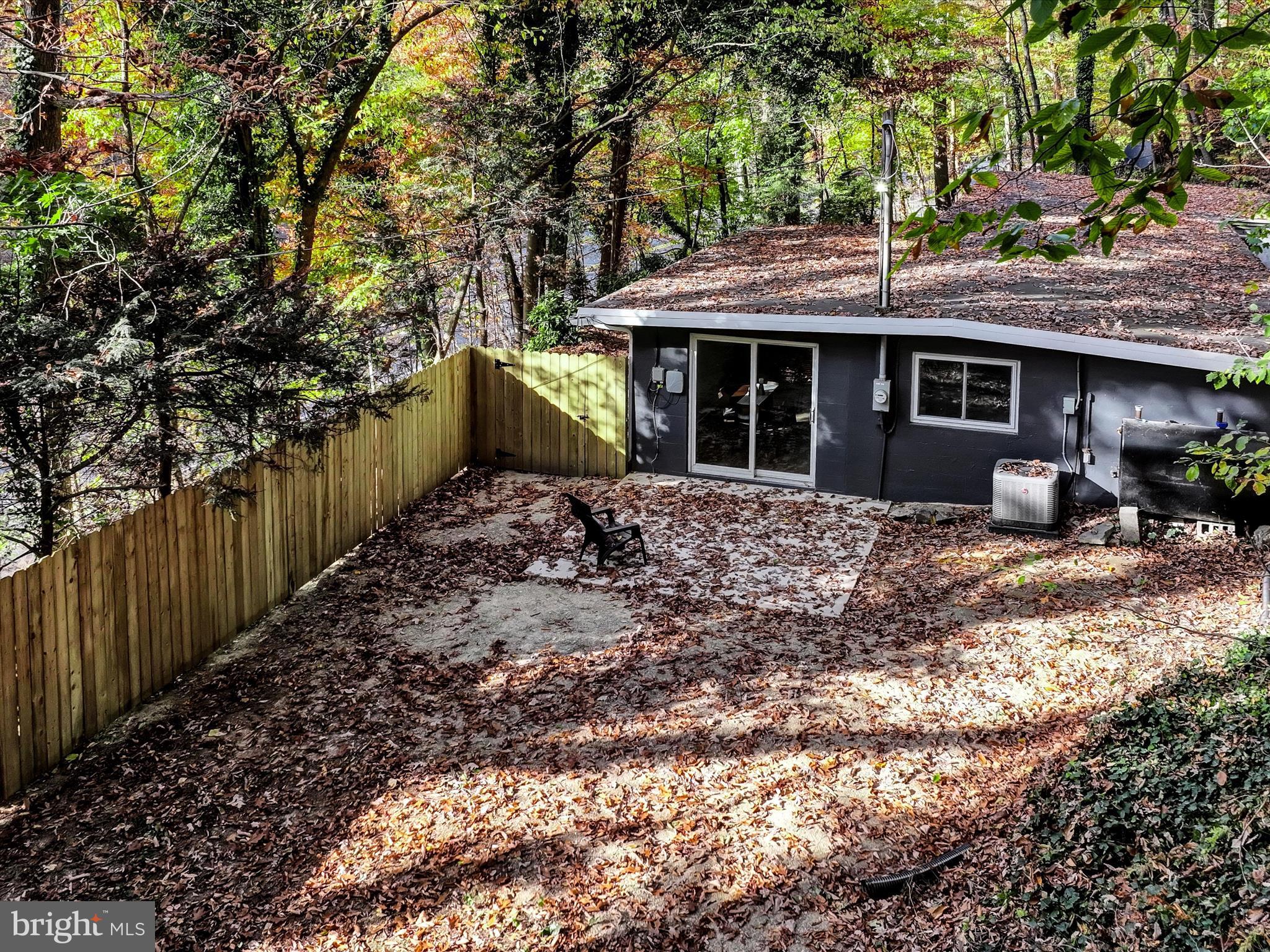 1551 Furnace Hills Pike