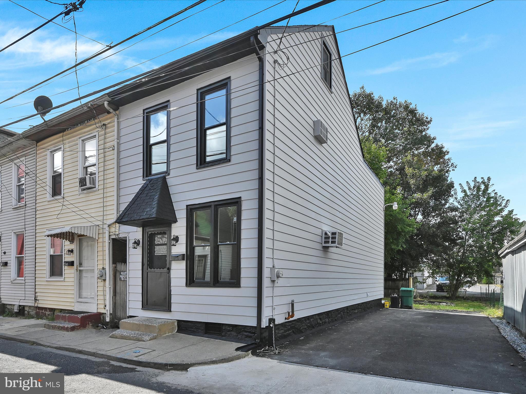411 N Partridge STREET