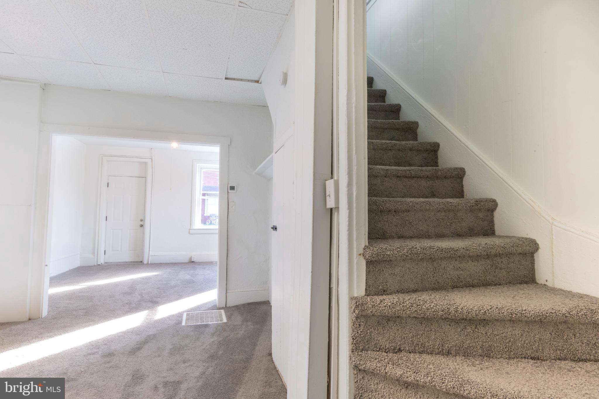 1009 Willow STREET