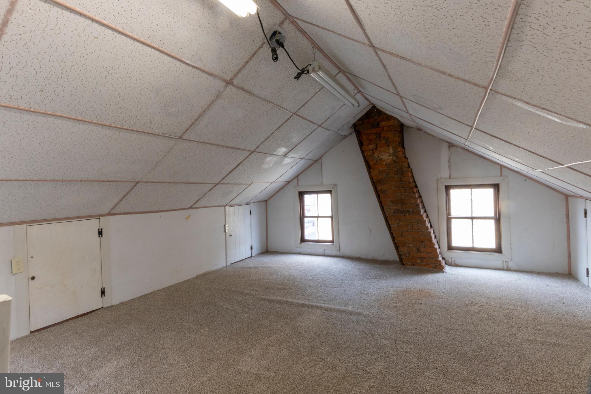 360 N 5th STREET