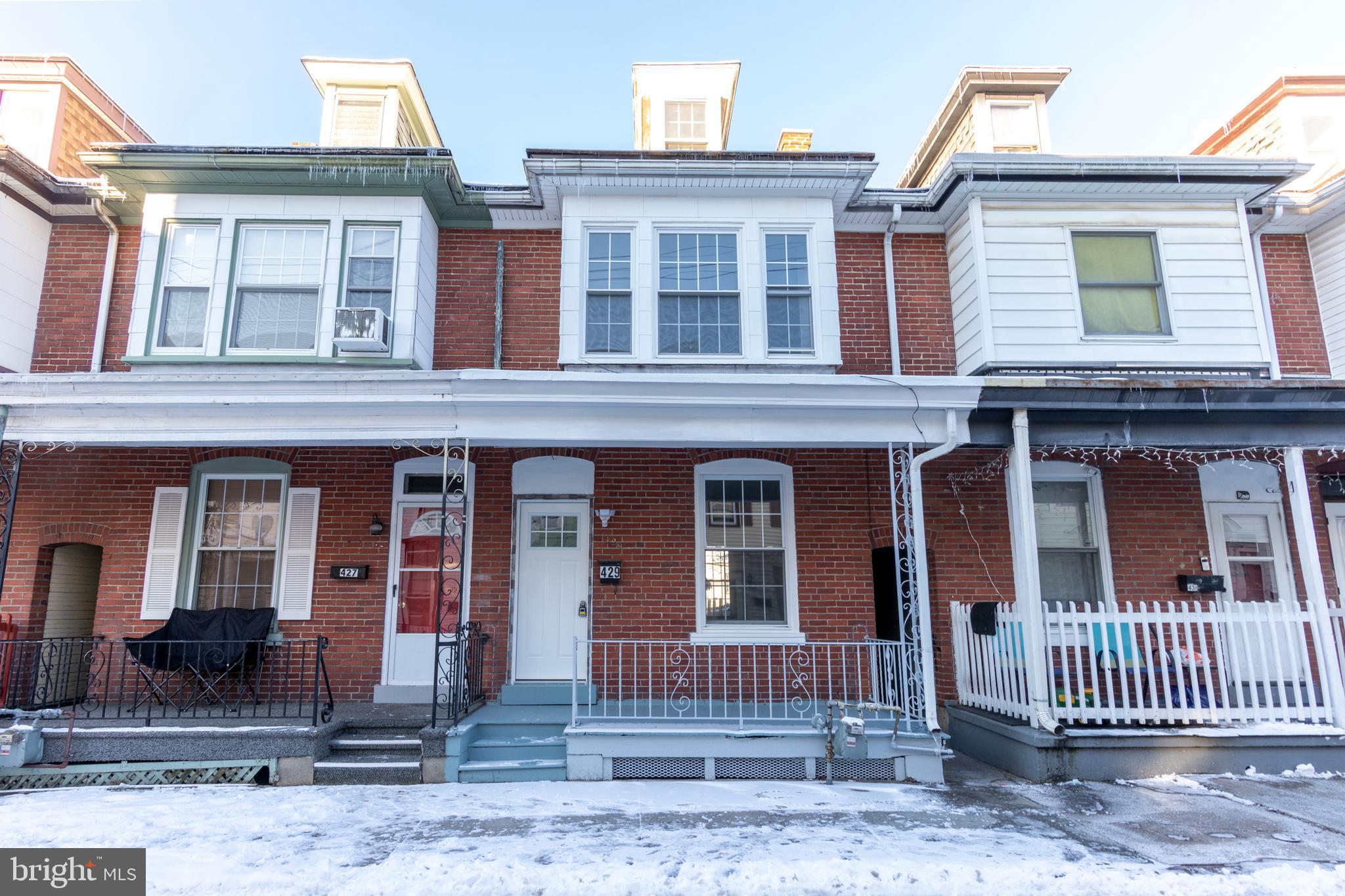 429 New STREET