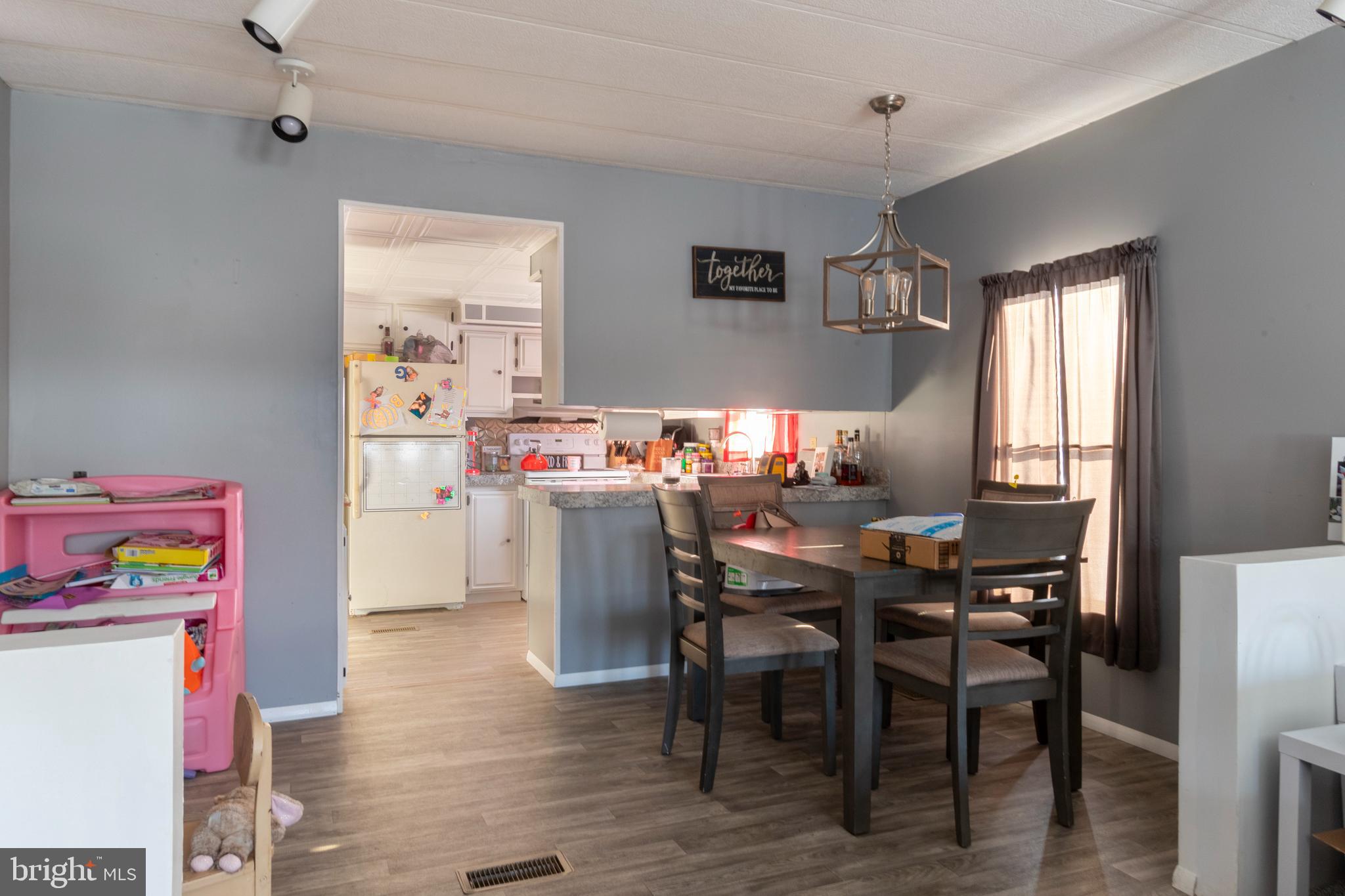 6 Northcrest Acres
