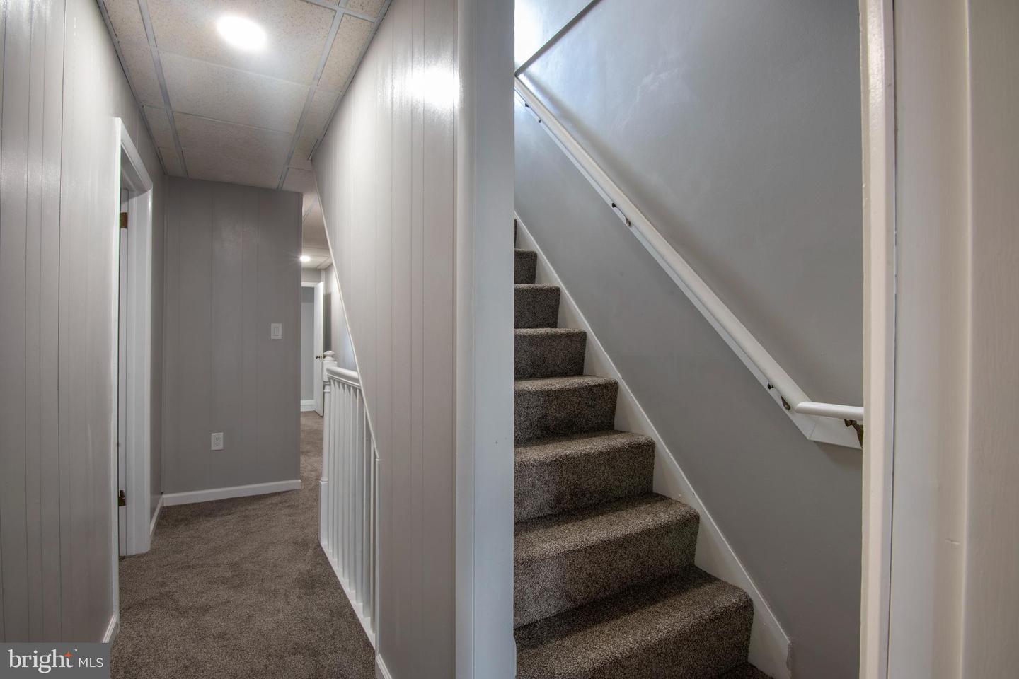 100-1/2 Lehman St