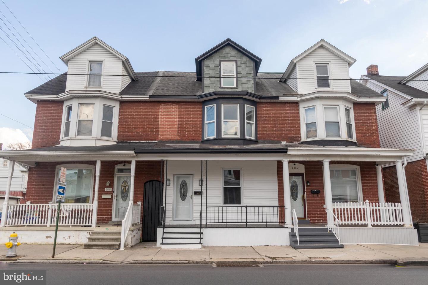 100-1/2 Lehman St