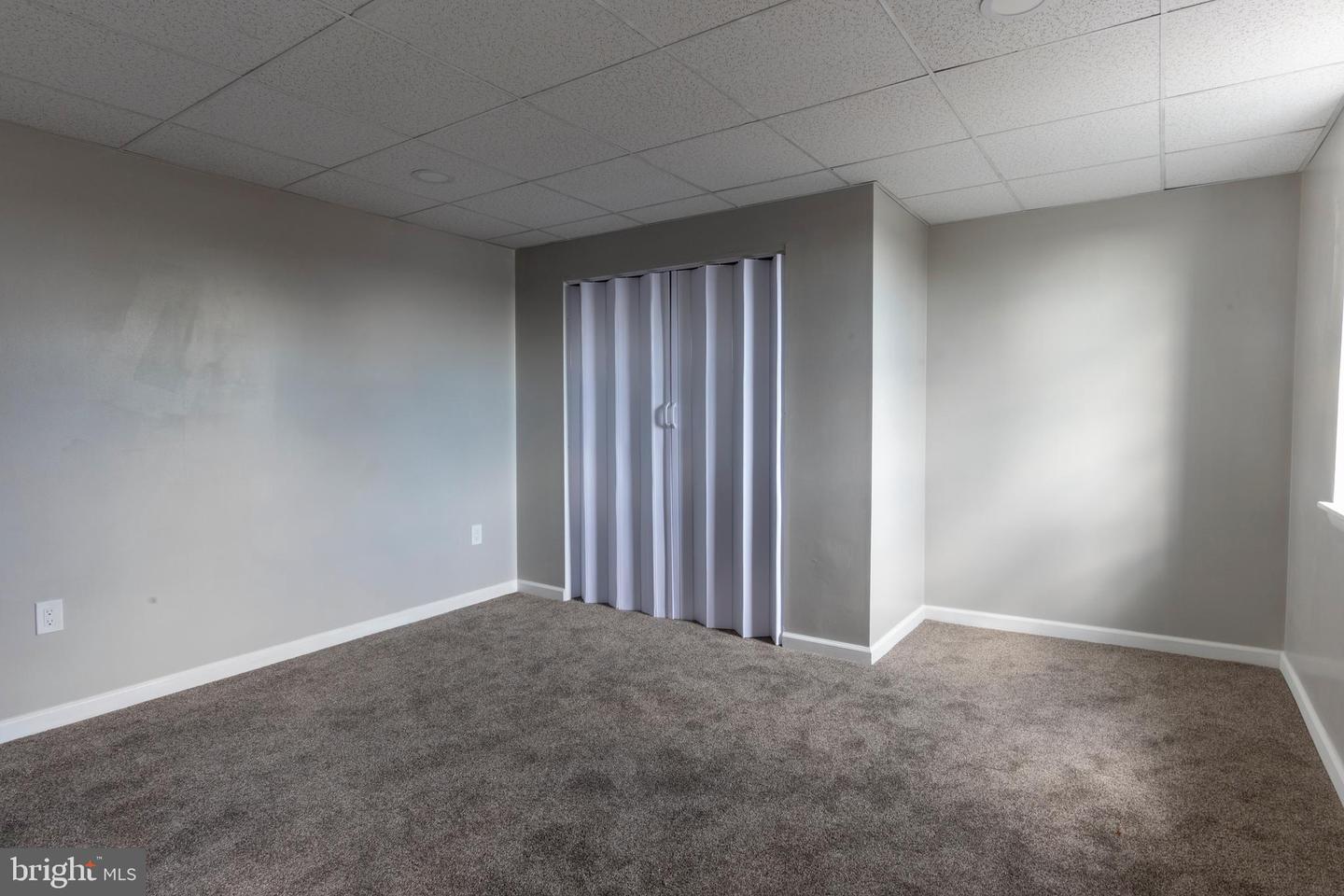 100-1/2 Lehman St