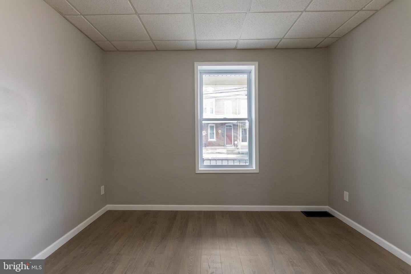 100-1/2 Lehman St