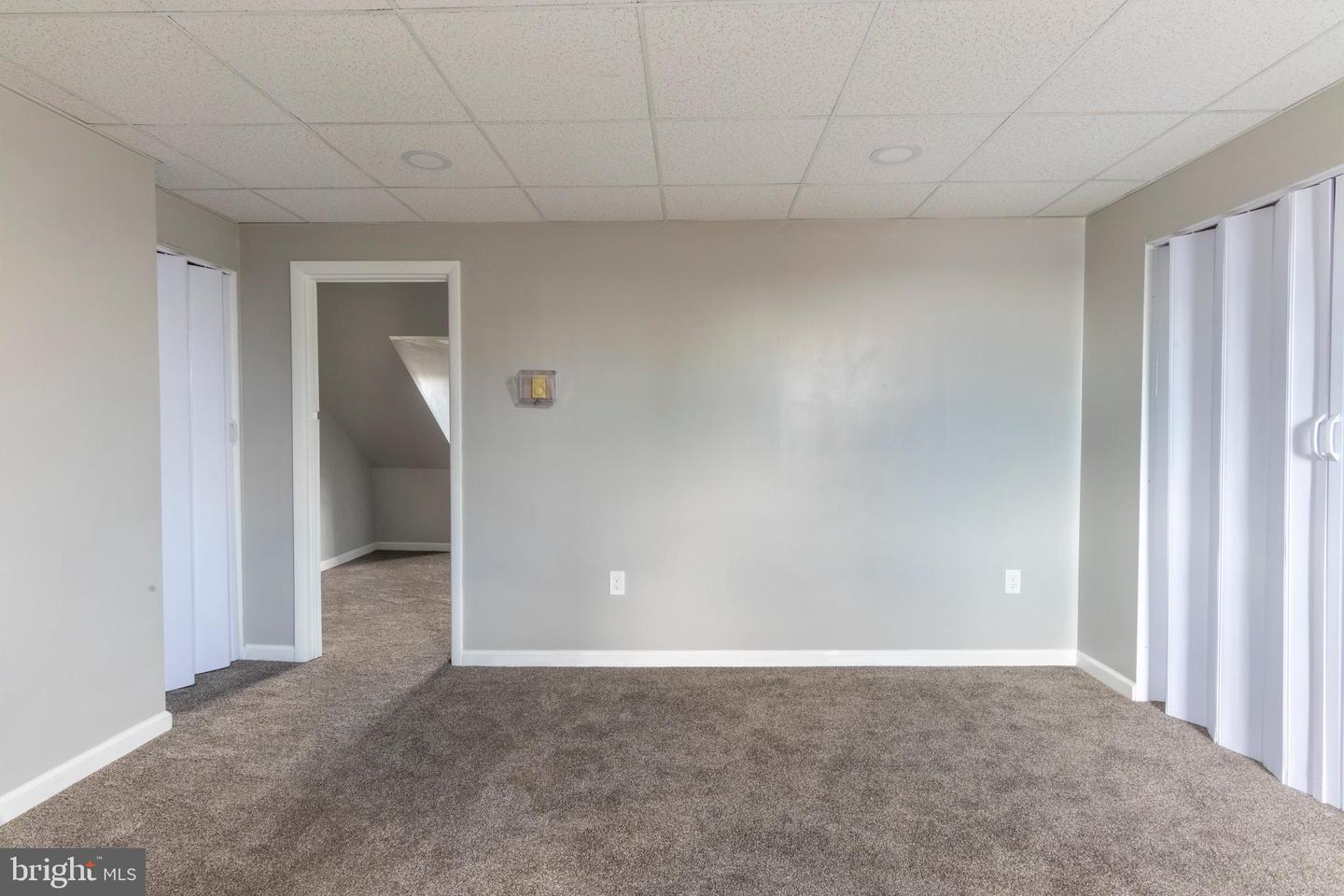 100-1/2 Lehman St