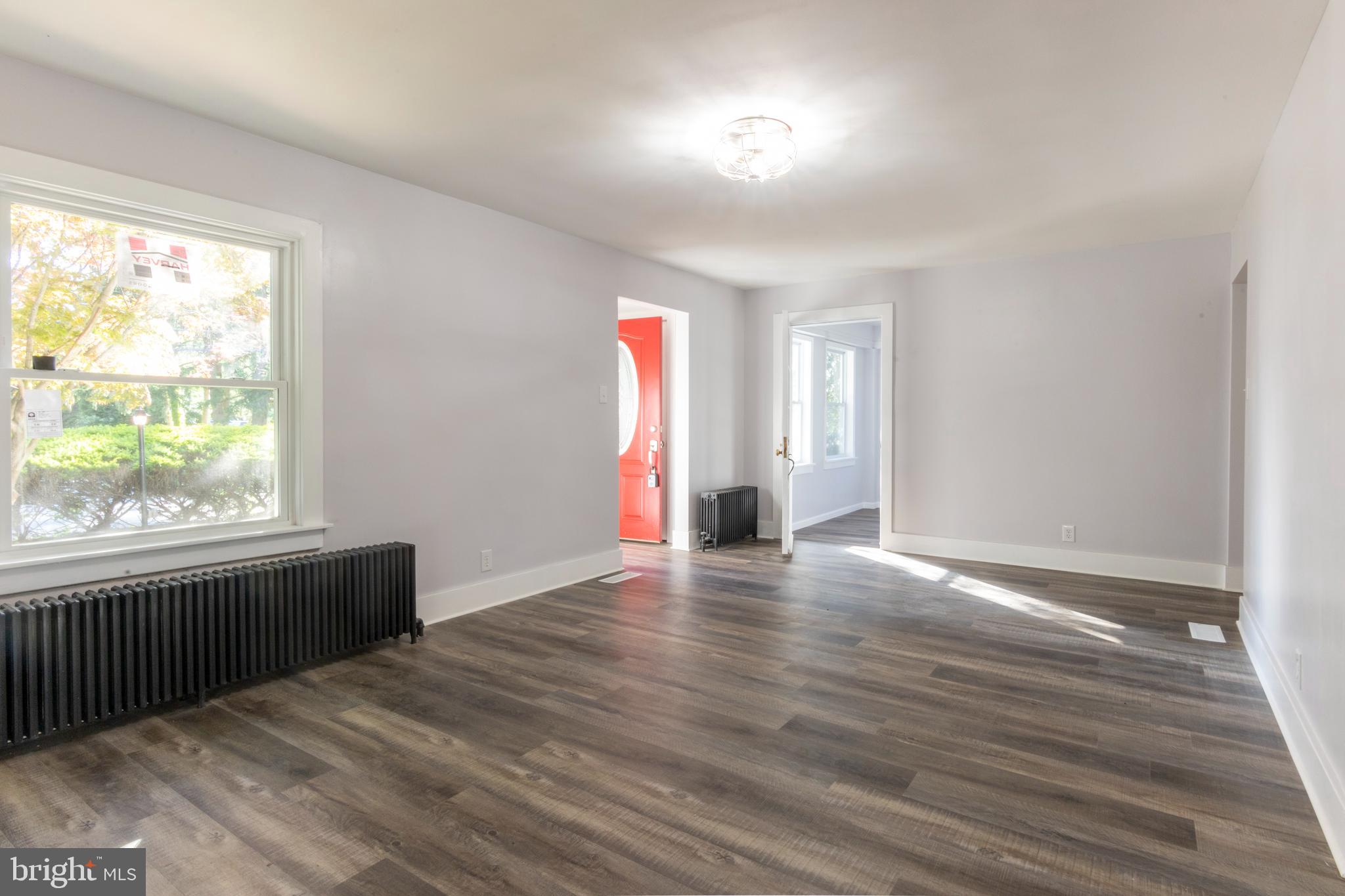 1242 Cornwall Rd