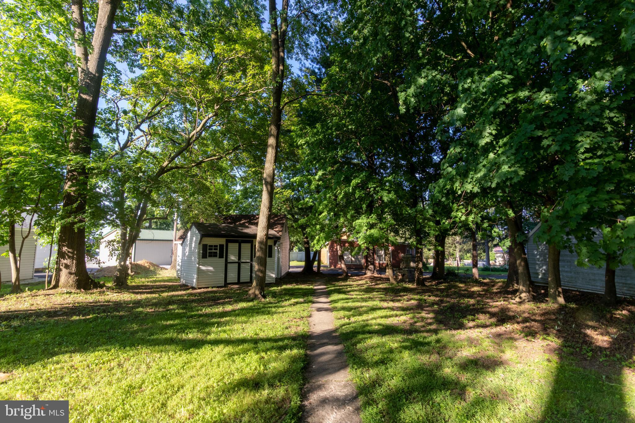 1242 Cornwall Rd