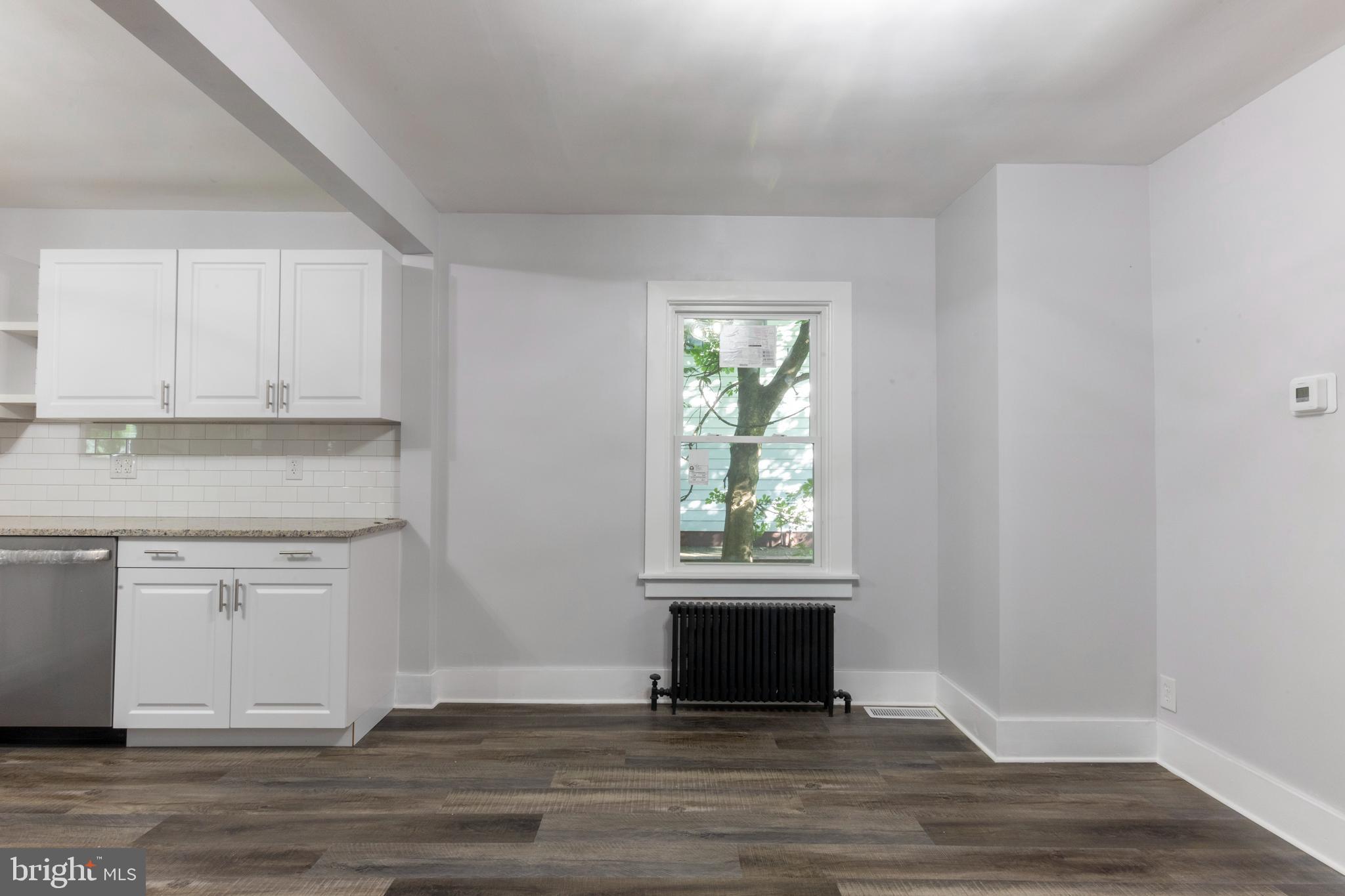 1242 Cornwall Rd
