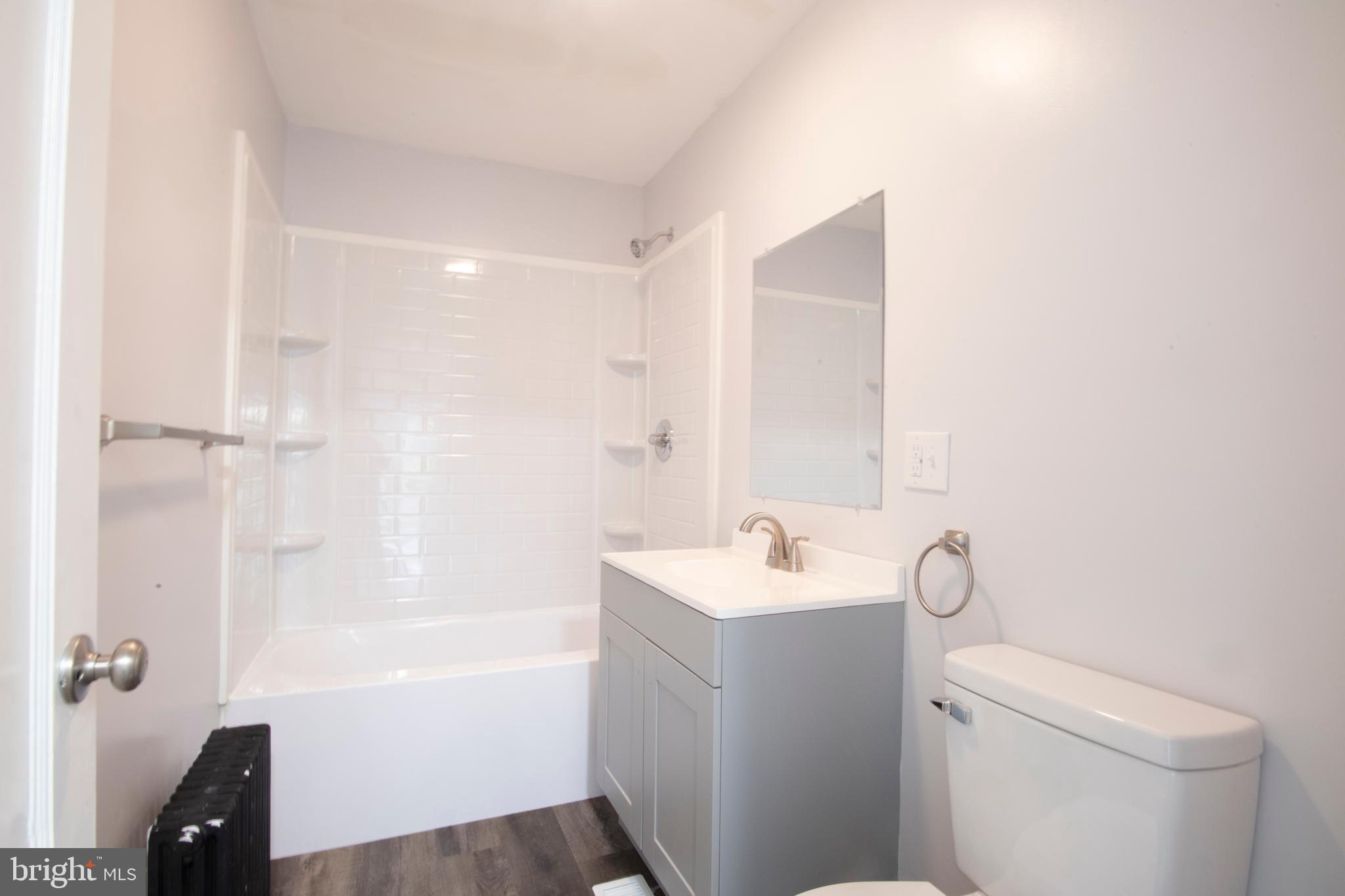 1242 Cornwall Rd