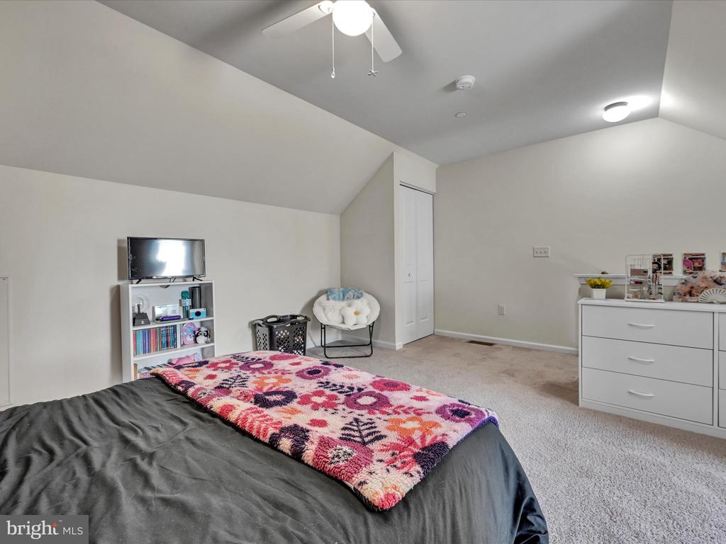 331 Springwood Dr