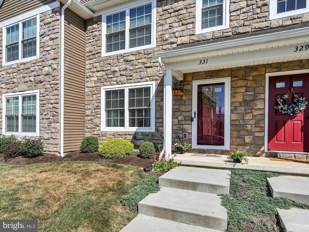 331 Springwood Dr