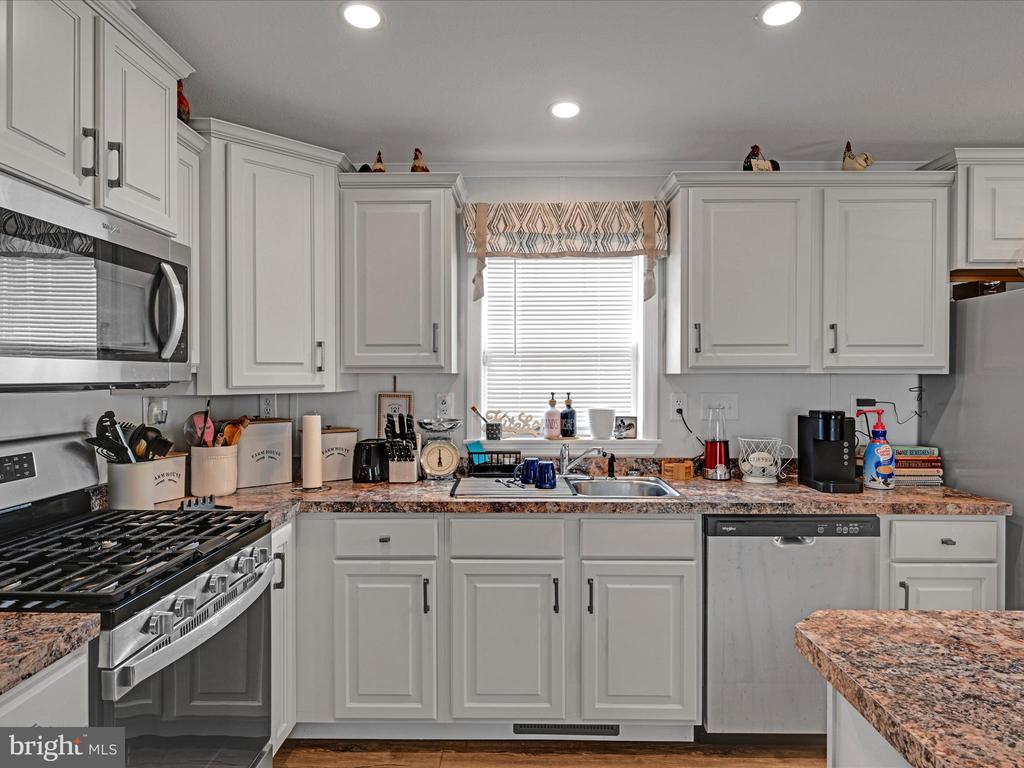 25 Stonehill Park