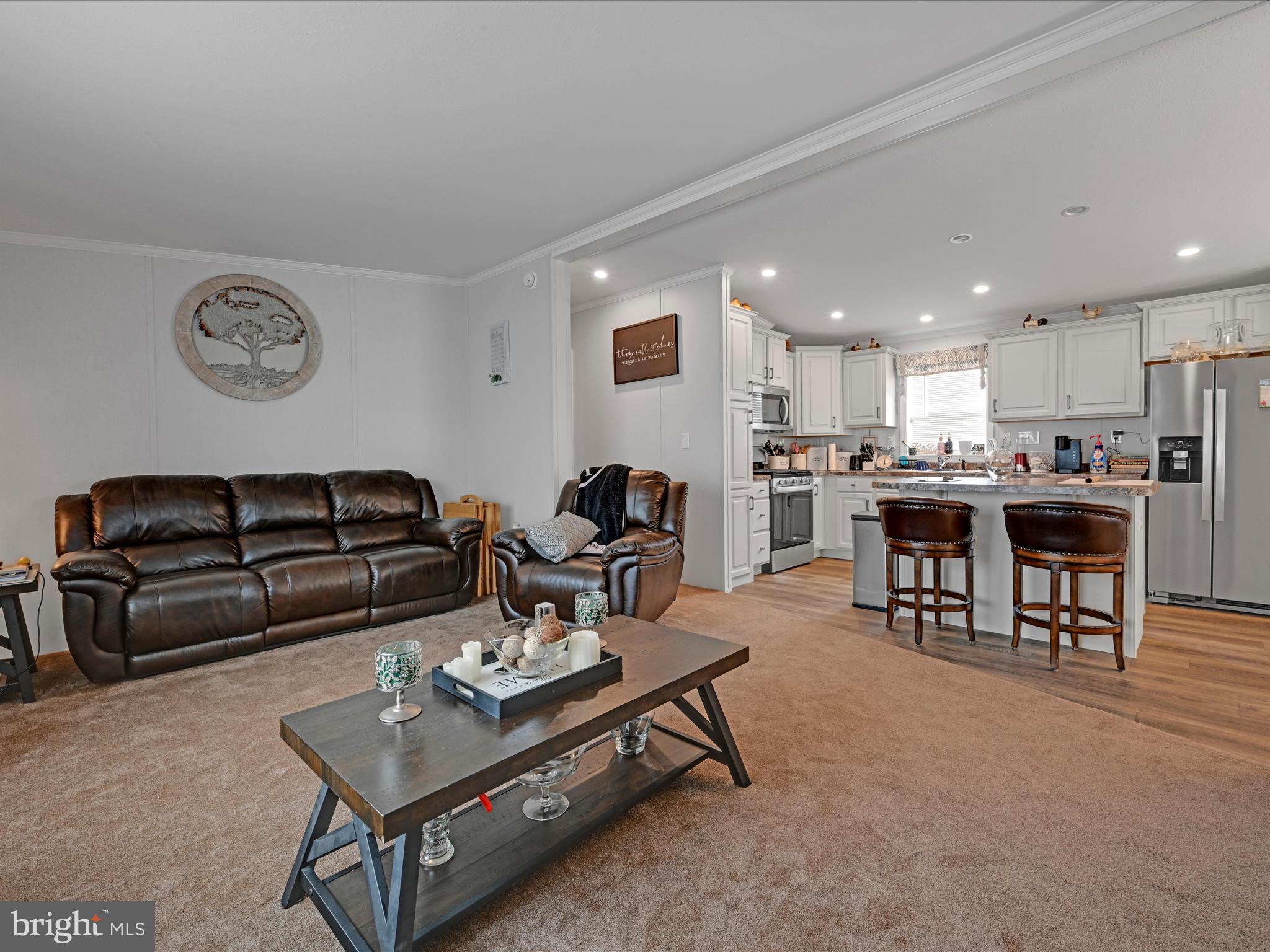 25 Stonehill Park