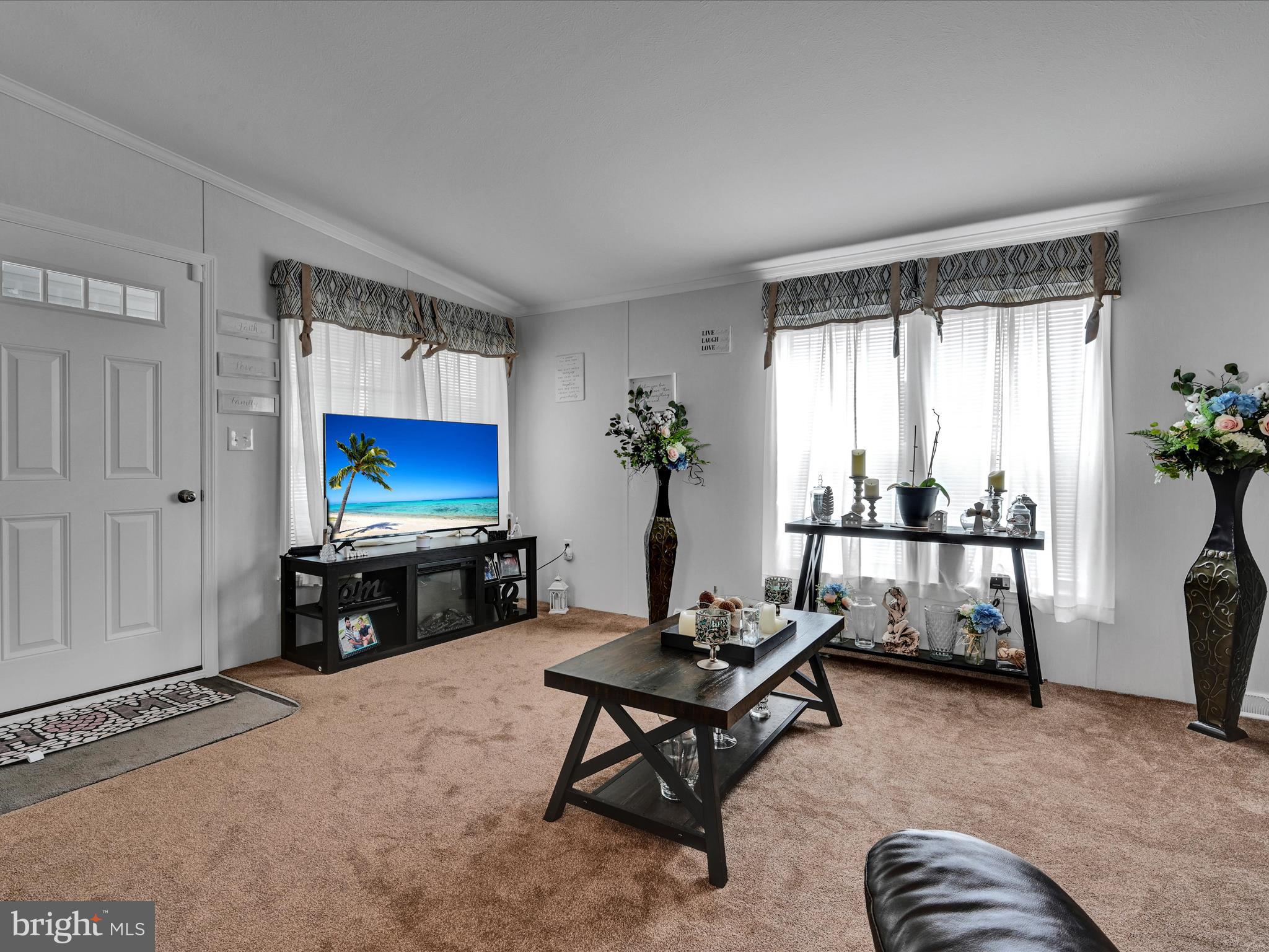 25 Stonehill Park