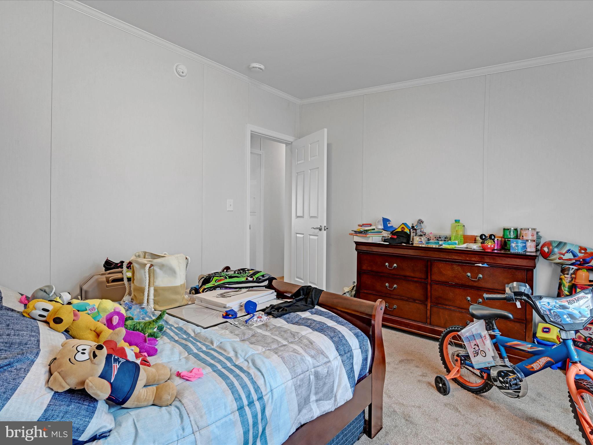 25 Stonehill Park