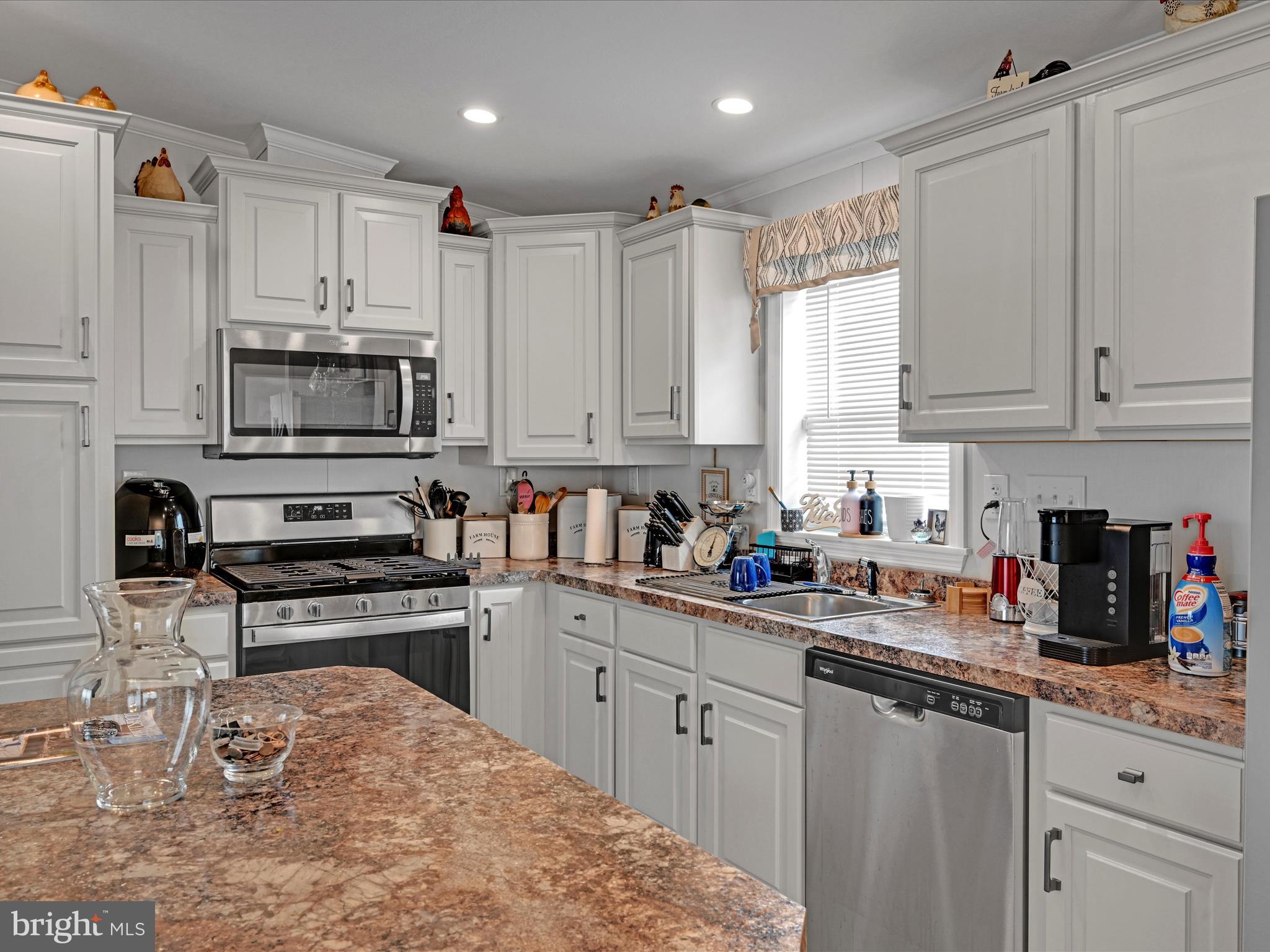 25 Stonehill Park