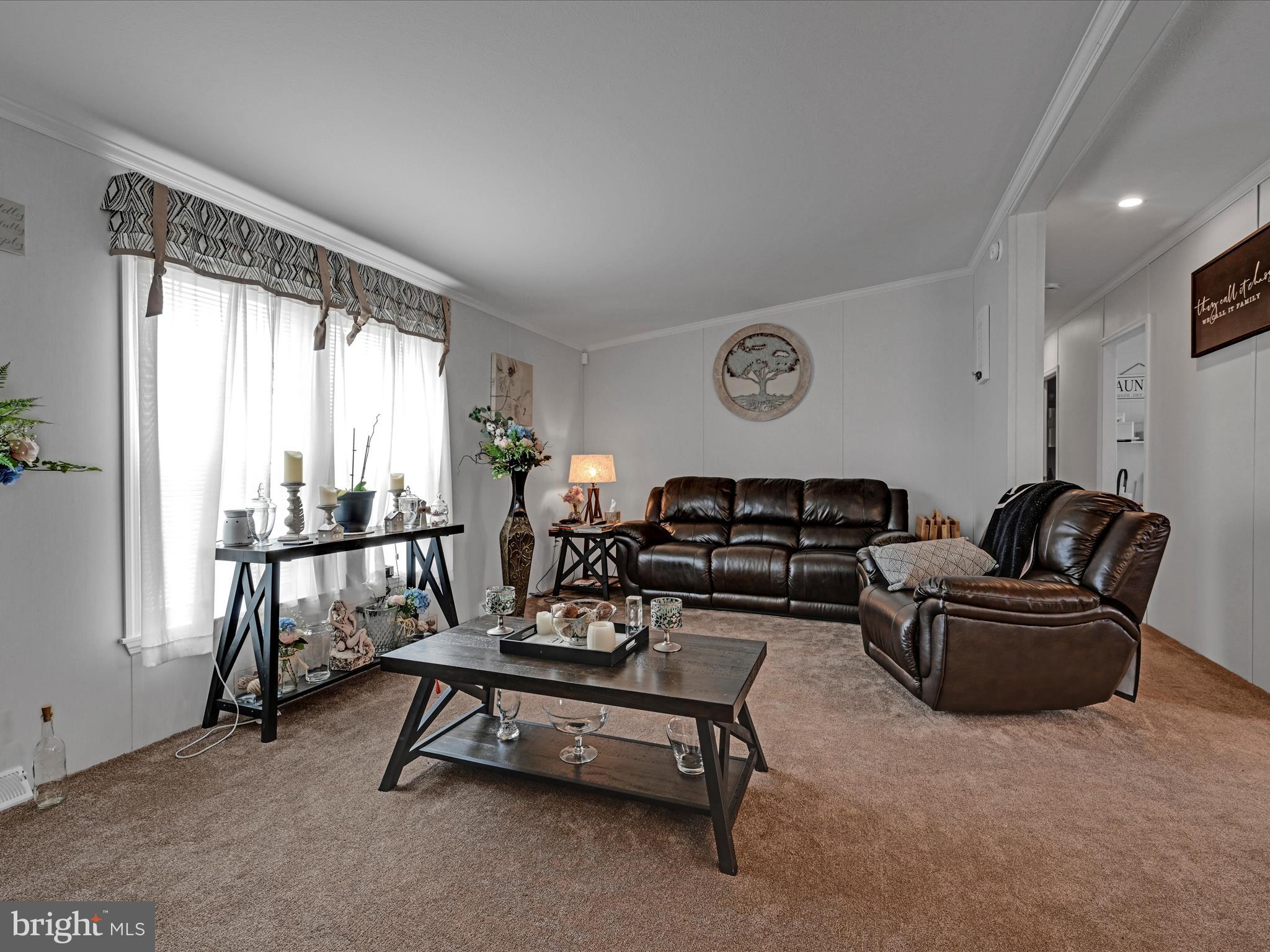 25 Stonehill Park