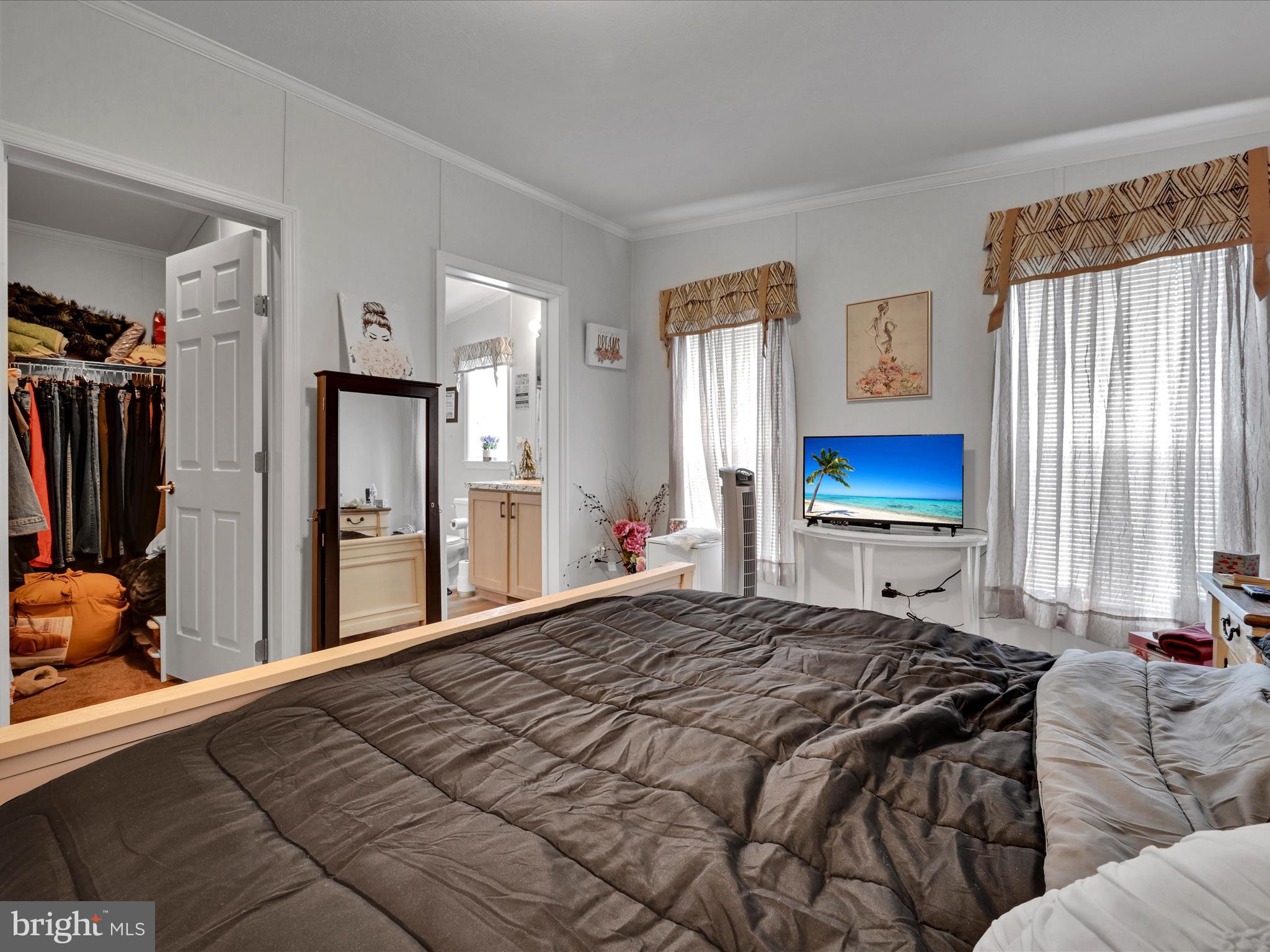 25 Stonehill Park