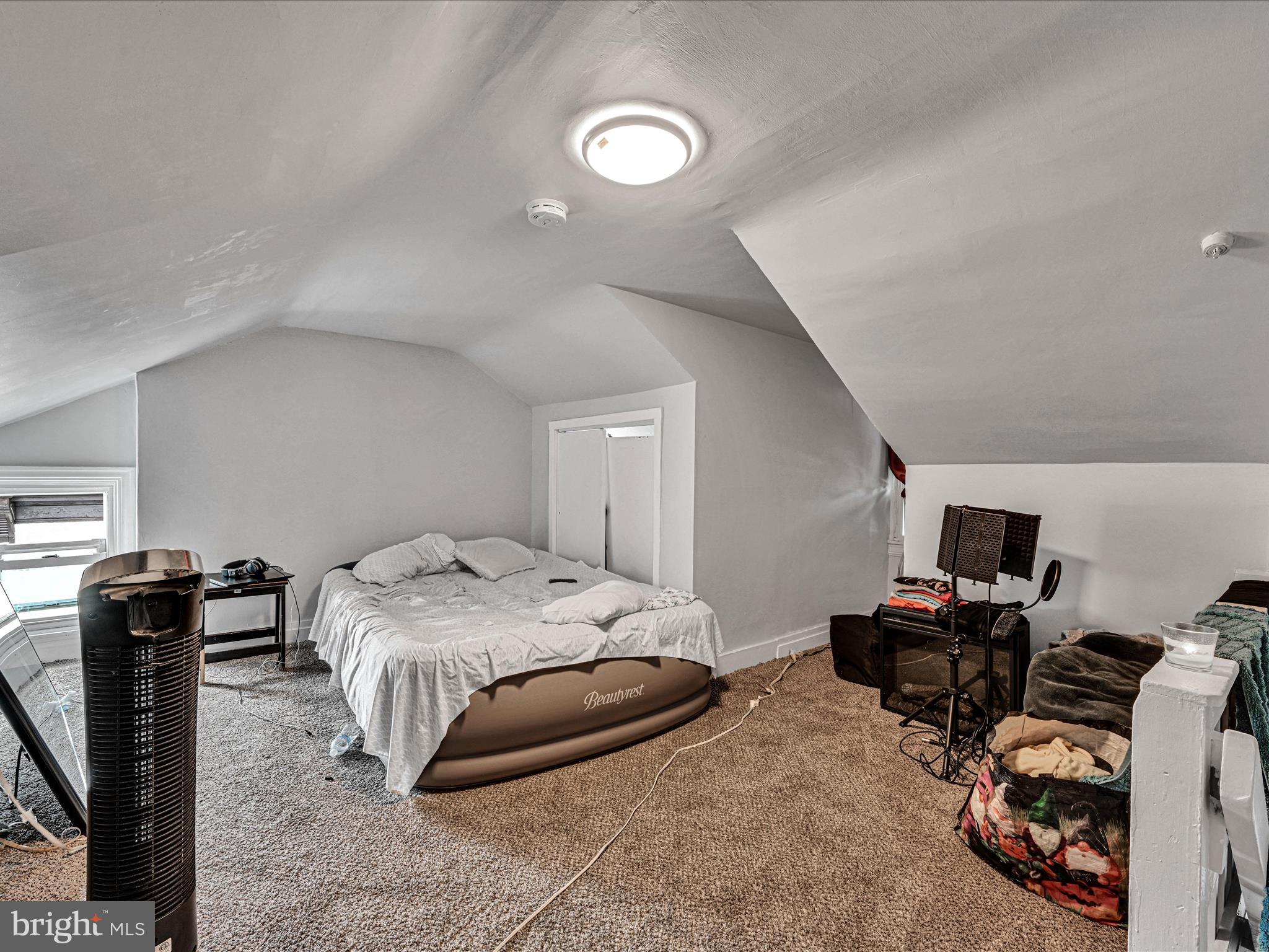 823 Lehman St