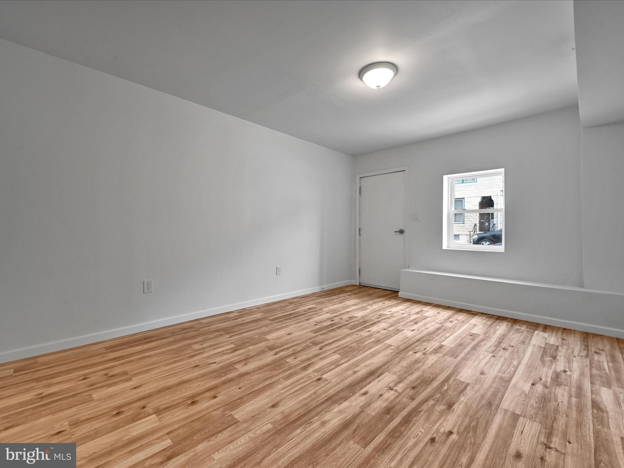 141 N 9th St