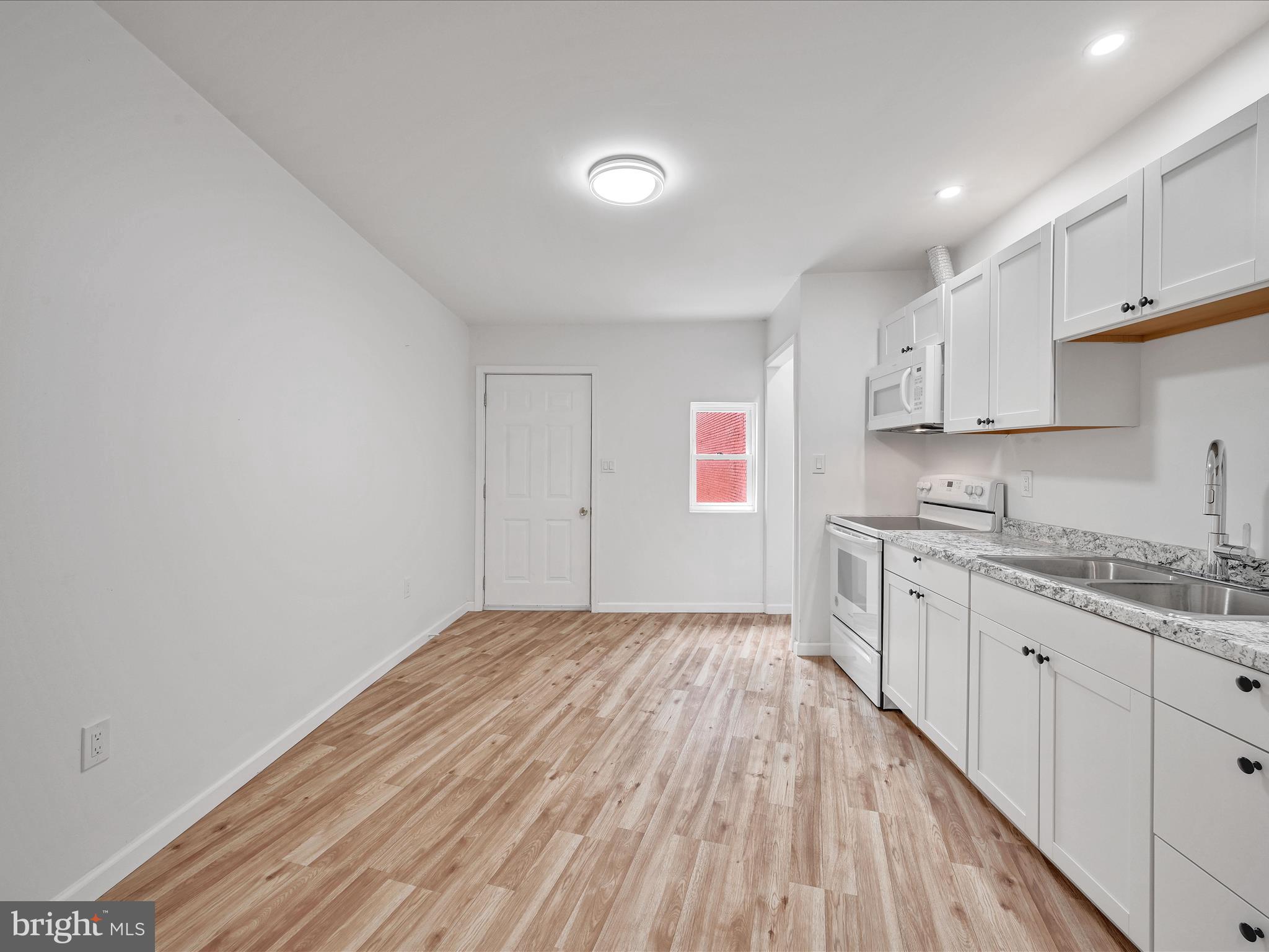 141 N 9th St