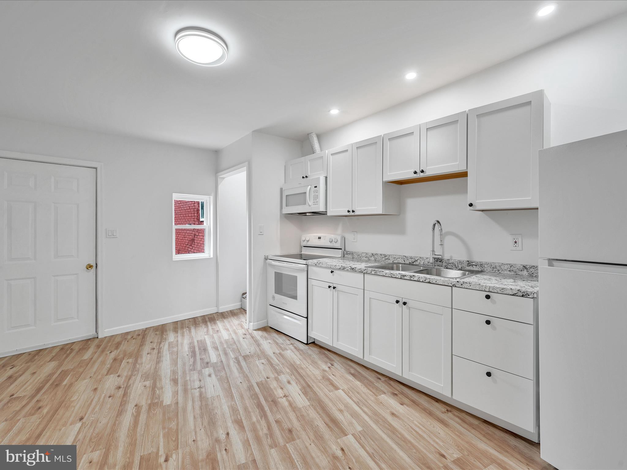 141 N 9th St