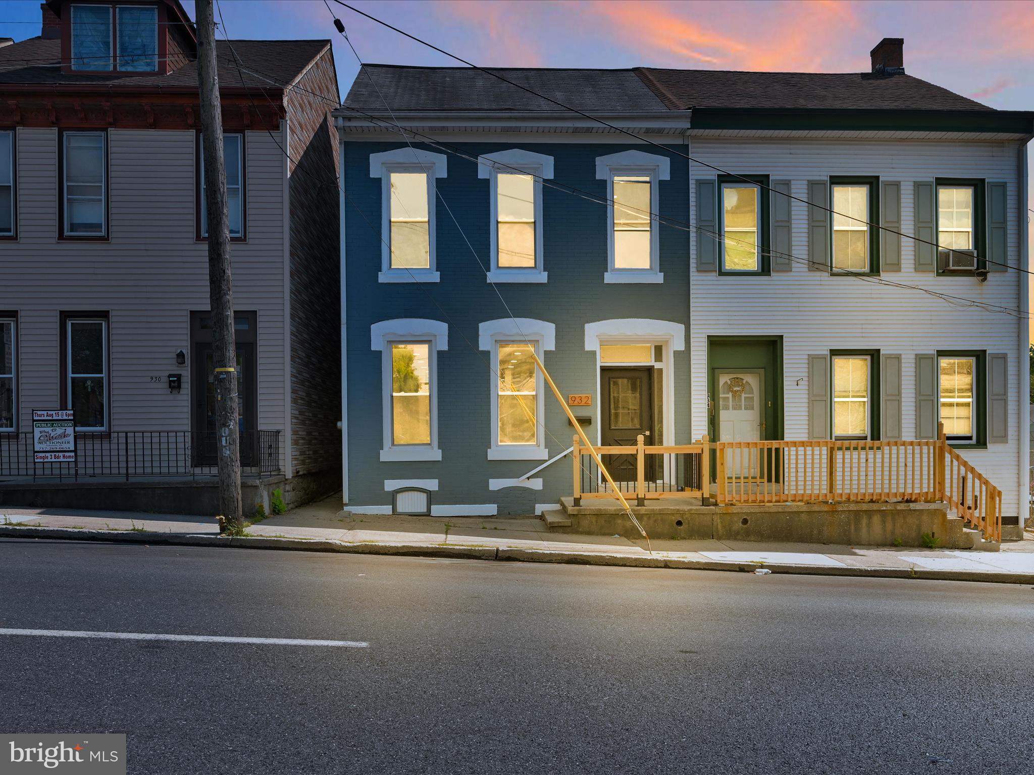 932 Walnut St