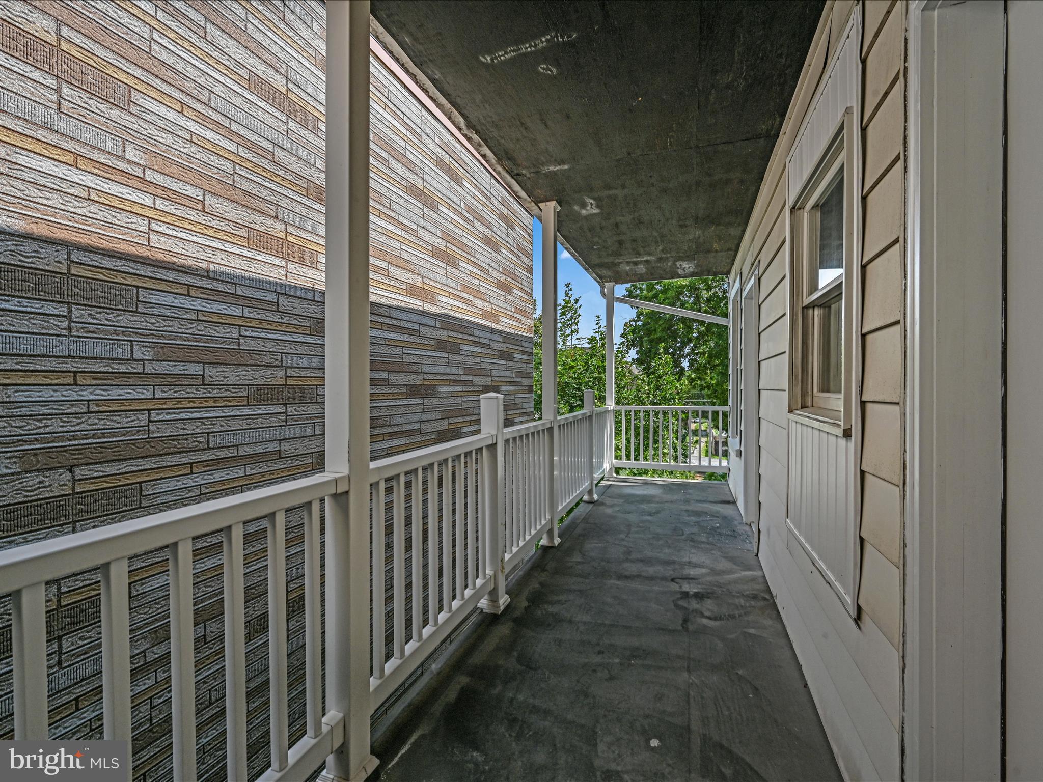 932 Walnut St
