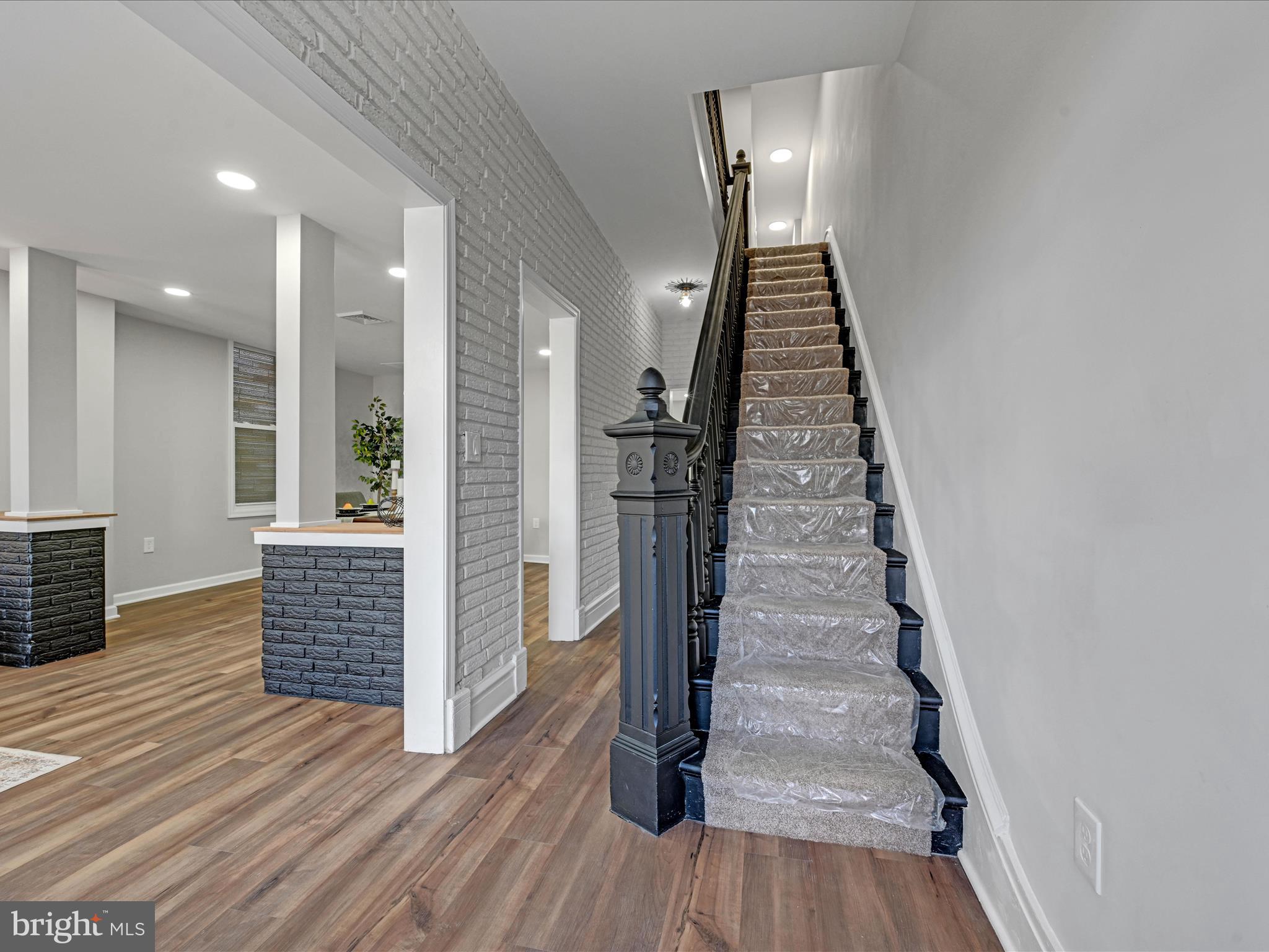 932 Walnut St