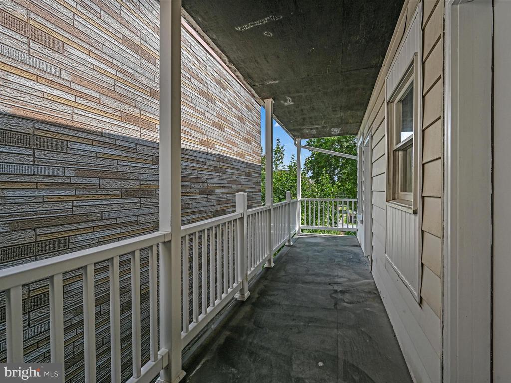 932 Walnut St