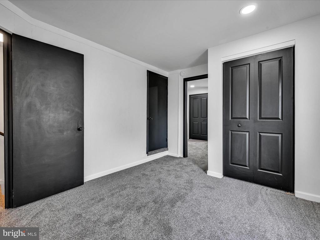 128 Canal St