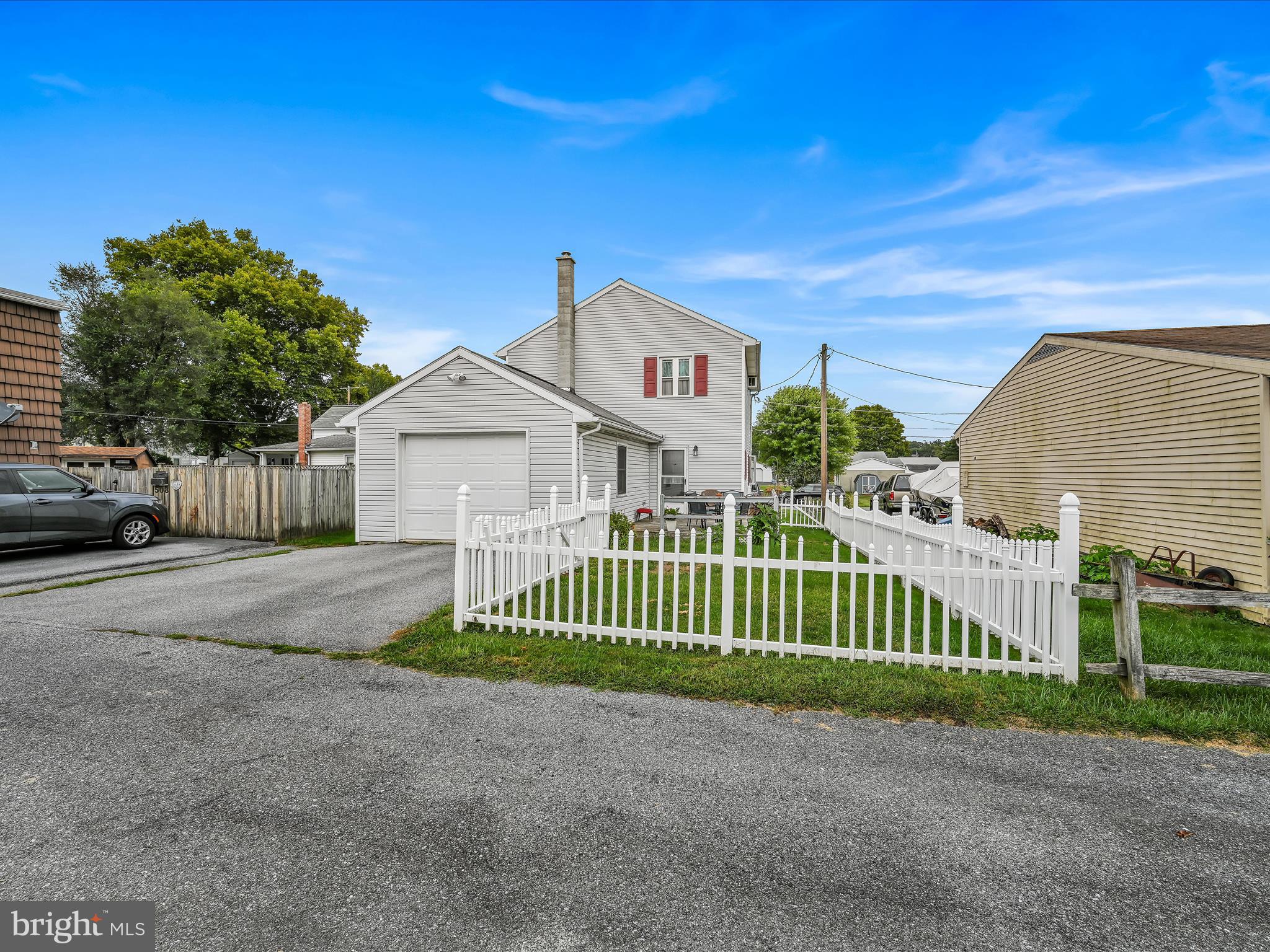 601 Worth St