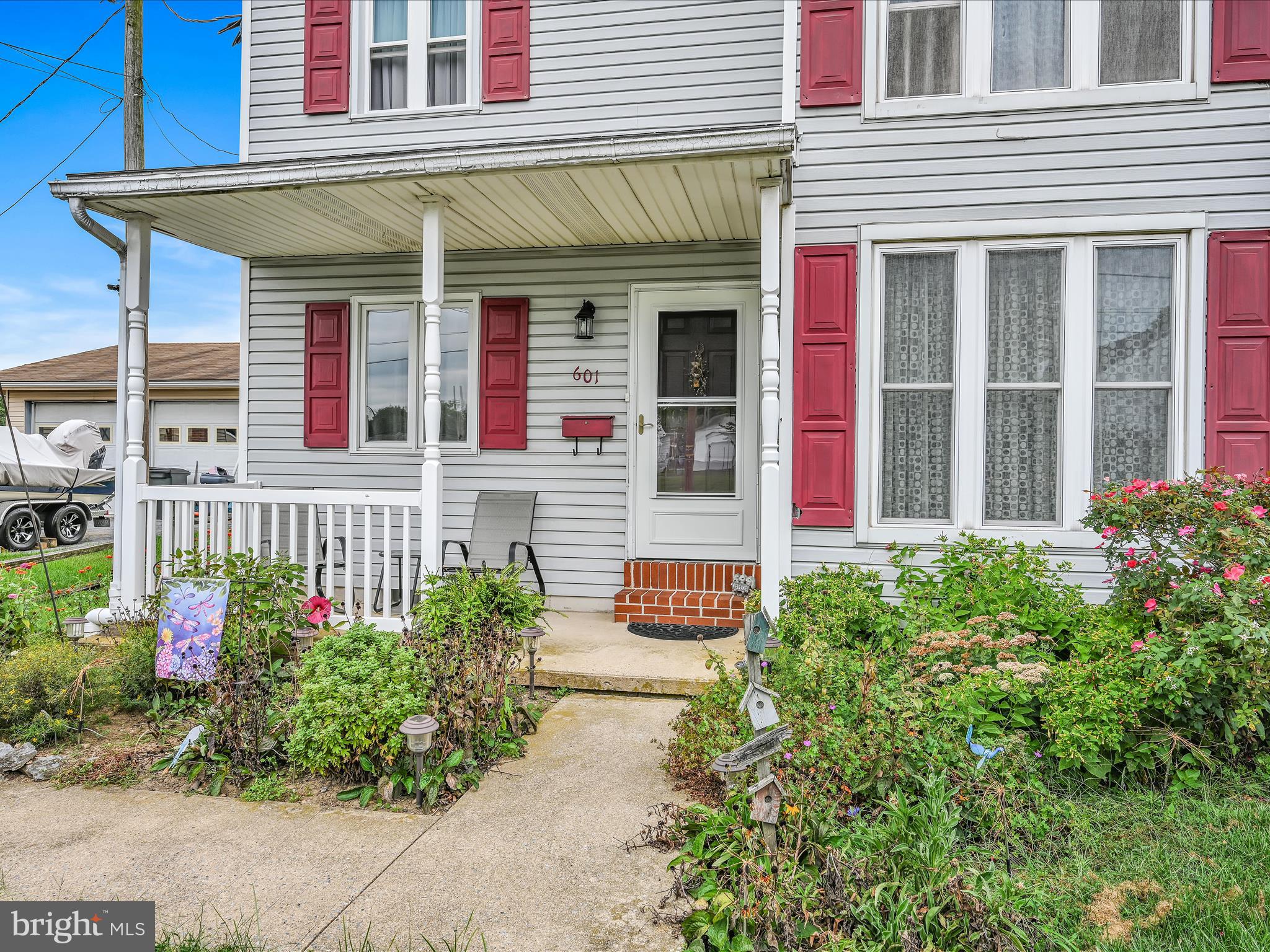 601 Worth St