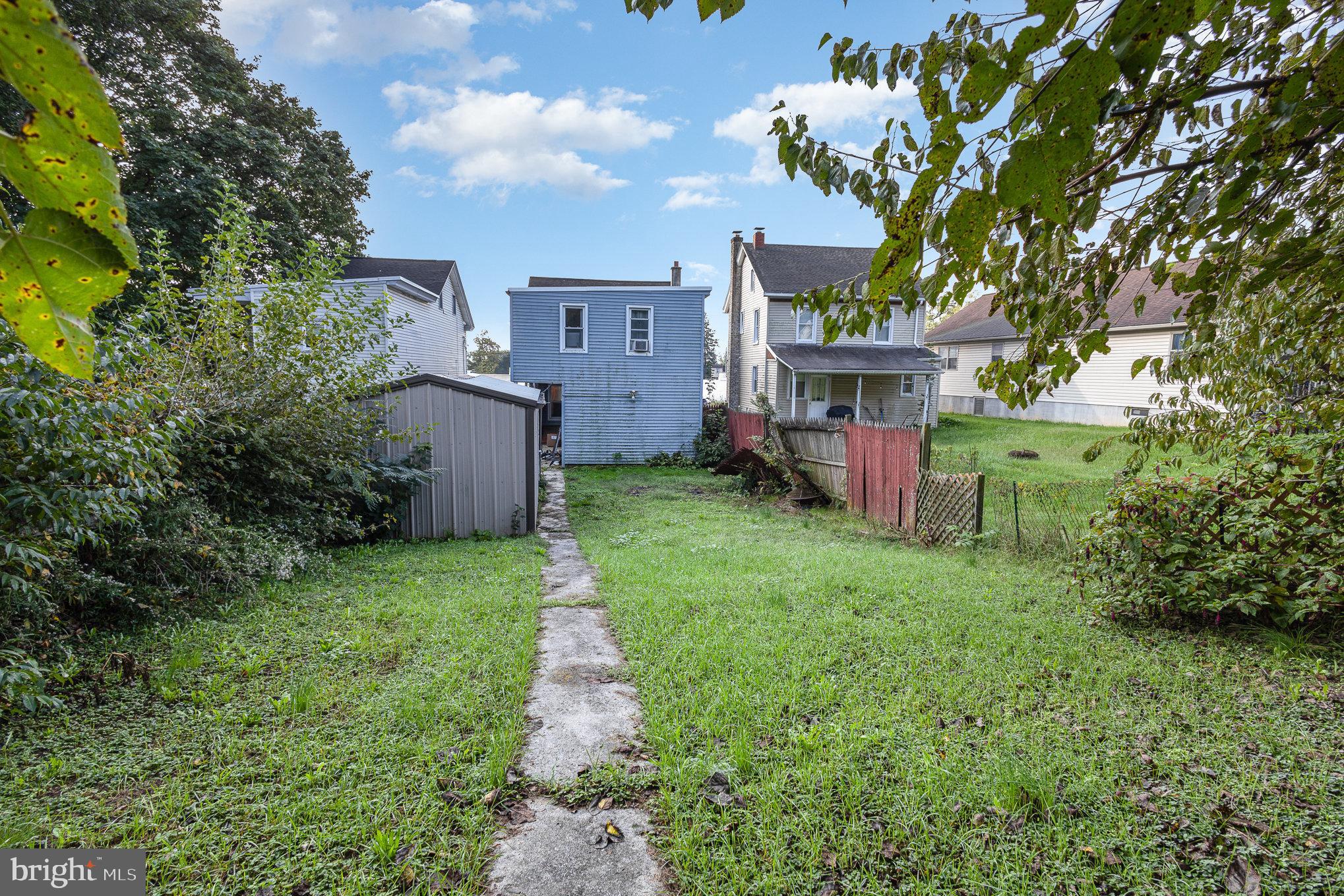 1003 Mechanic St