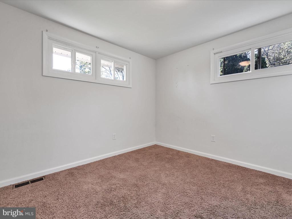 1398 Ridge Rd