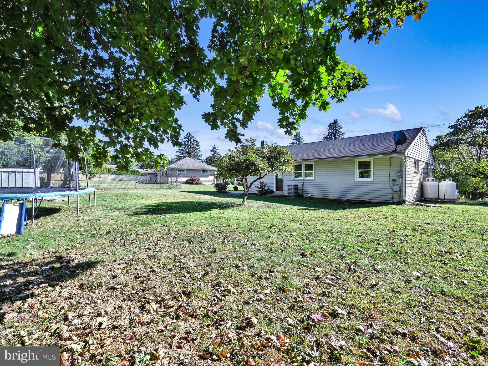 1398 Ridge Rd