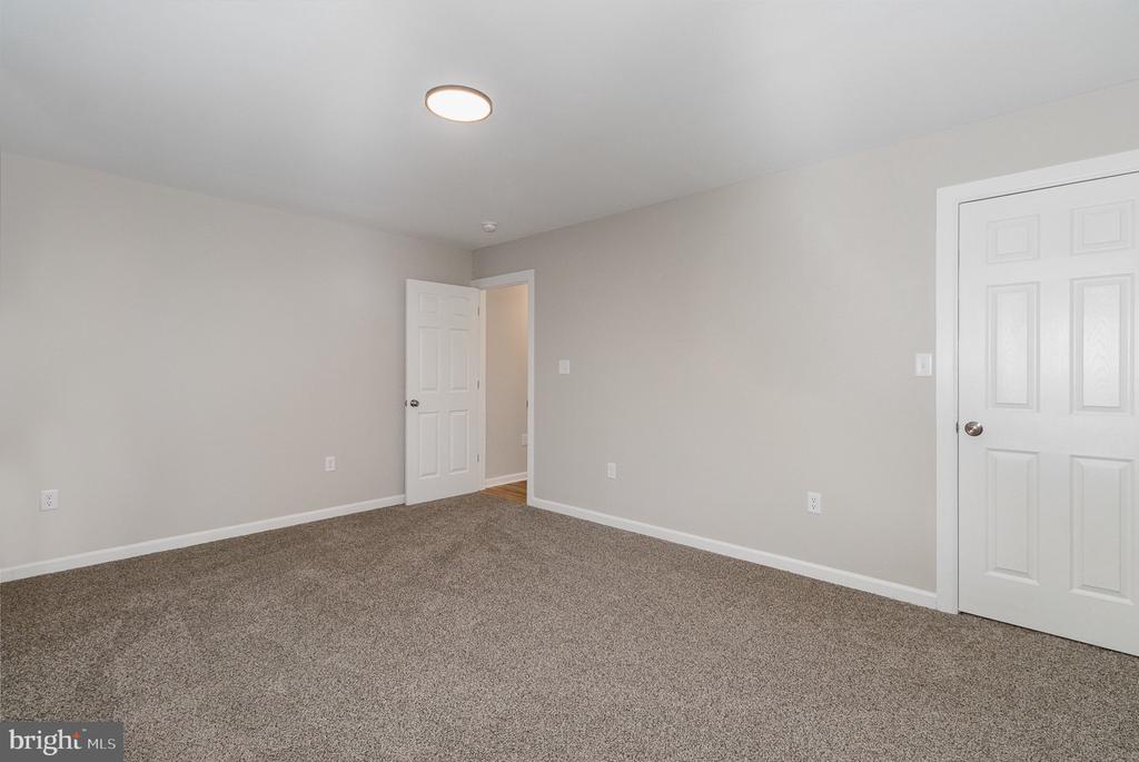 1629 Josephine Ann Dr