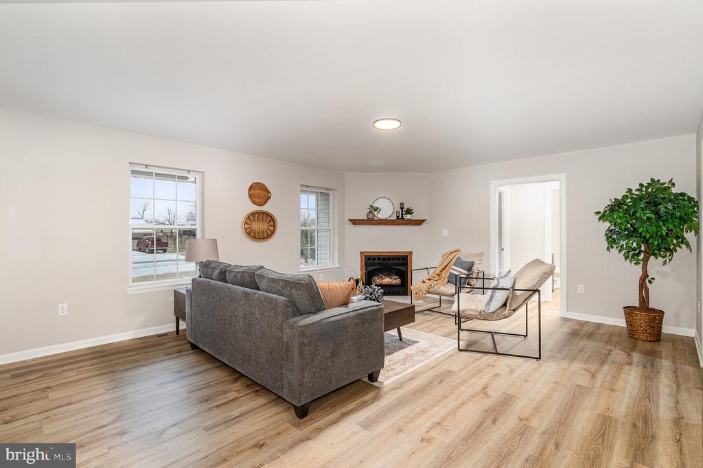 1629 Josephine Ann Dr