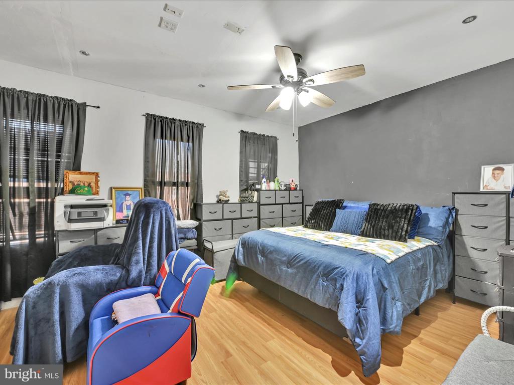 404 Canal St
