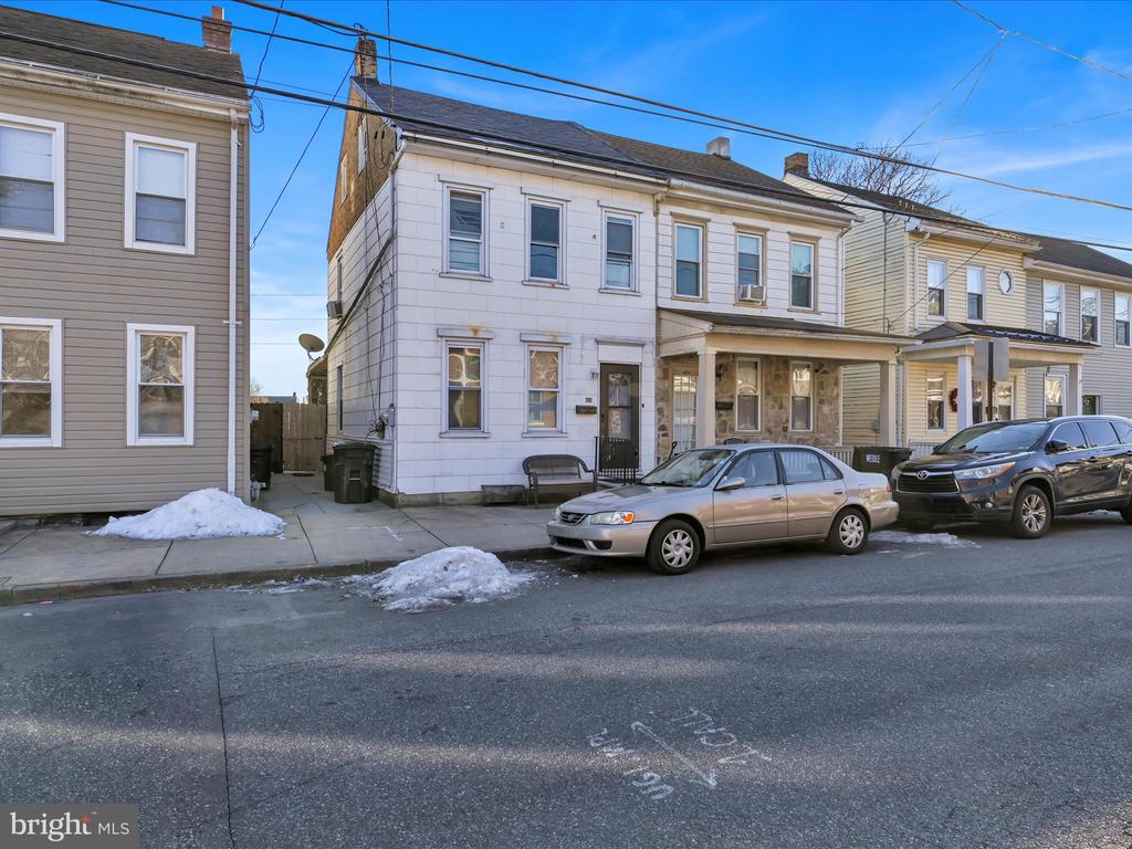 404 Canal St