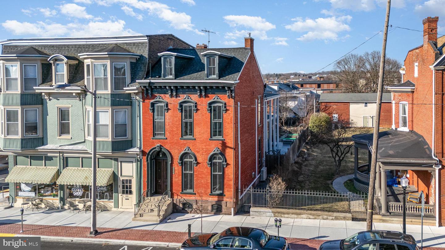 439 Cumberland St
