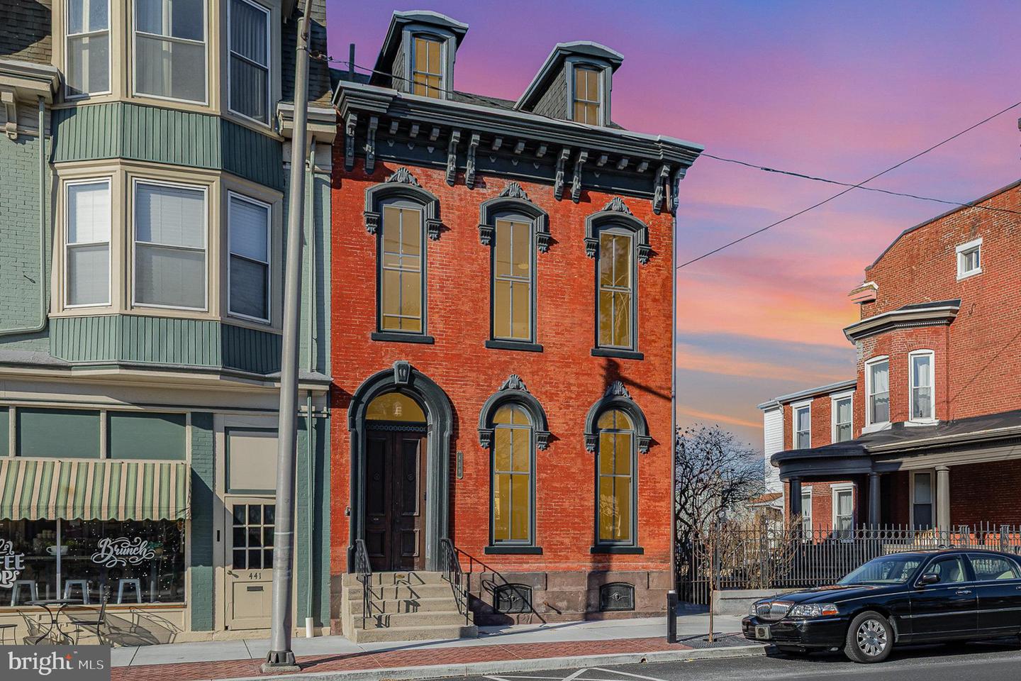 439 Cumberland St
