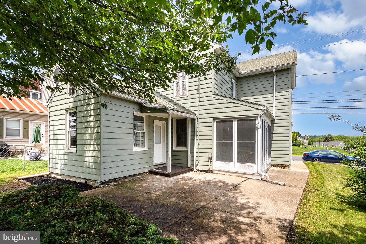 242 E Main Ave