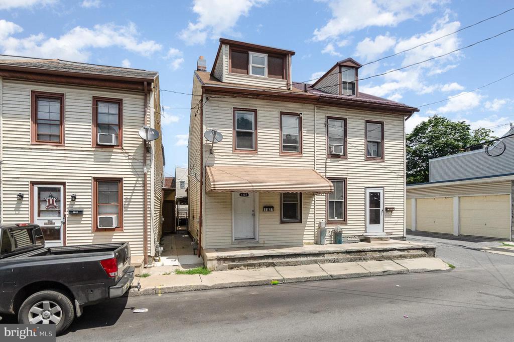 1127 Brandywine St