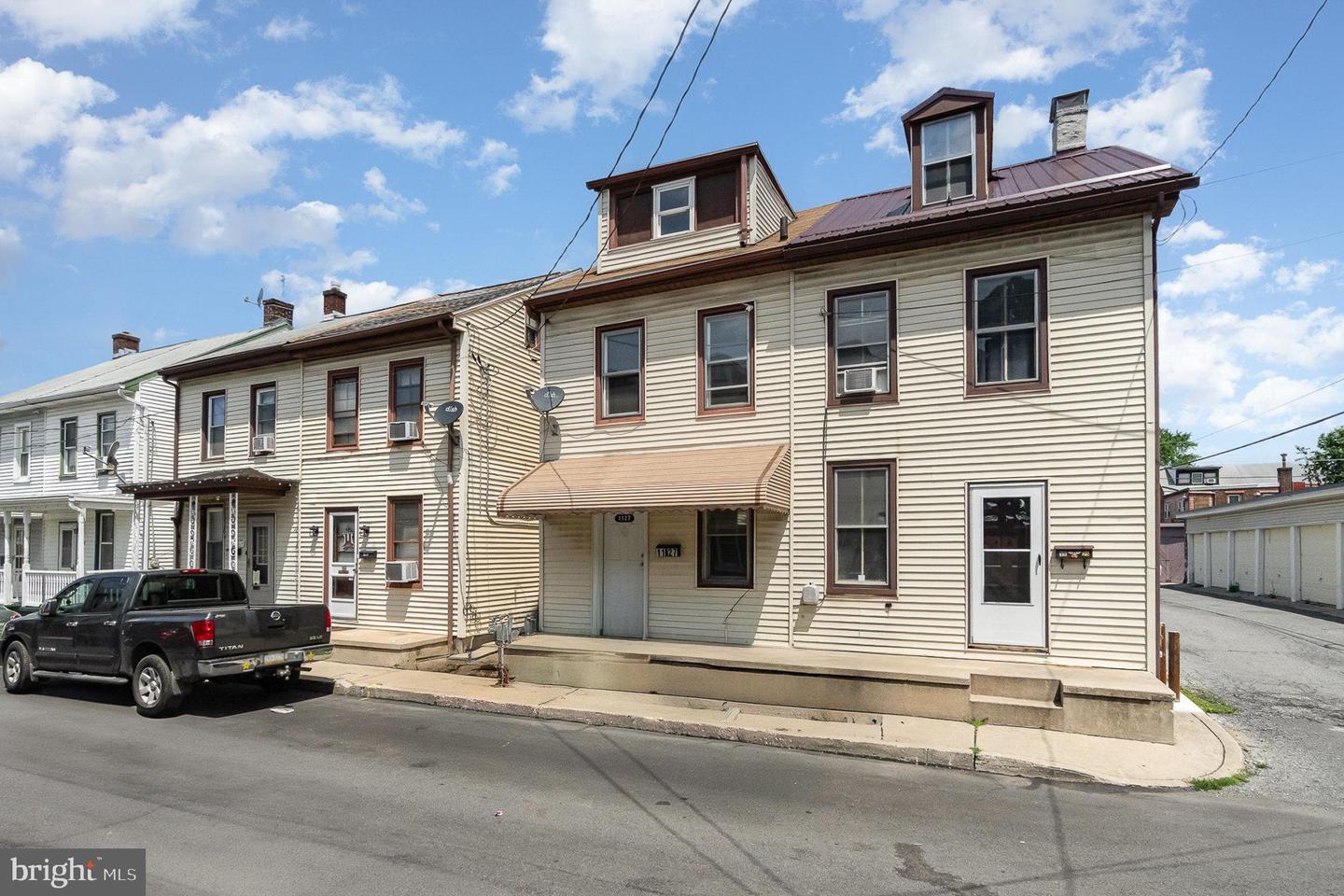 1127 Brandywine St