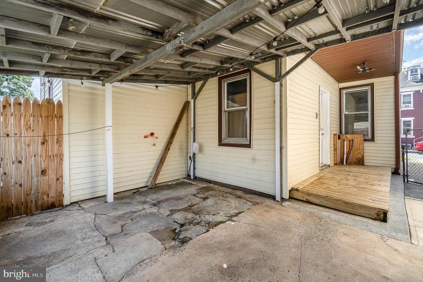 1127 Brandywine St